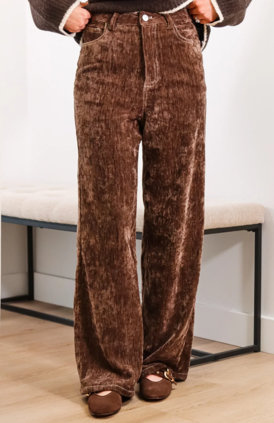 Rowdy Stretch Velour Pocket Pant